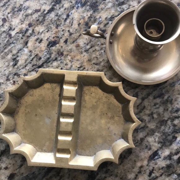 Bundle: Bronze candle holder and cigarettes holder - Picture 4 of 4